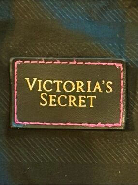 Victoria’s Secret black with pink stitching nylon duffel/gym bag